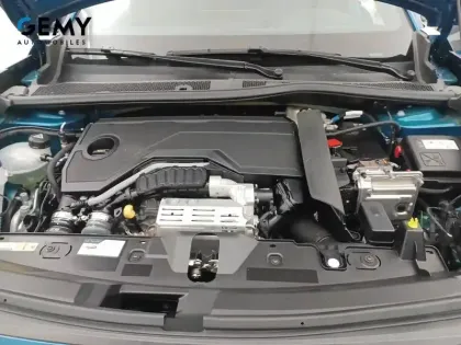 Photo 17 Peugeot 2008  Hybrid 145 e-DCS6