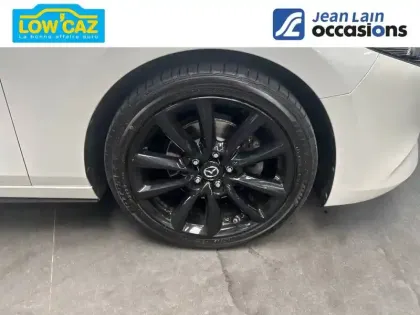 Photo 8 Mazda Mazda3  5 portes 2.0L SKYACTIV-X M Hybrid 180 ch BVM6