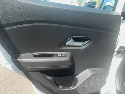 Photo 14 Dacia Sandero  ECO-G 100 - 22