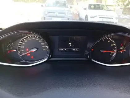 Photo 9 Peugeot 308  PureTech 110ch S&S BVM6
