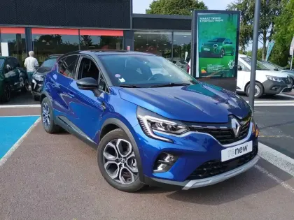 Photo 8 Renault Captur  E-Tech full hybrid 145