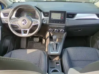 Photo 5 Renault Captur  E-Tech full hybrid 145