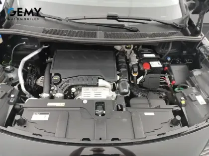 Photo 11 Peugeot 3008  Puretech 130ch S&S EAT8