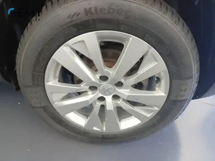 Photo 10 Peugeot 3008  Puretech 130ch S&S EAT8