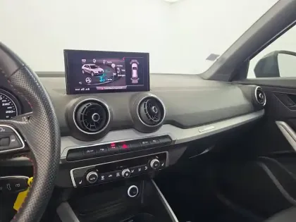 Photo 100 Audi Q2  30 TDI 116 BVM6