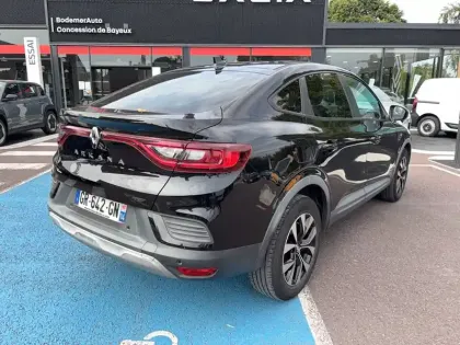 Photo 8 Renault Arkana  E-Tech hybride 145 - 22