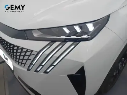 Photo 18 Peugeot 5008  Hybrid 145 ch e-DCS6