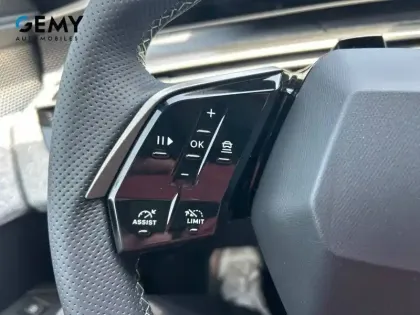 Photo 18 Peugeot 3008  Electrique 210 ch 73 kWh
