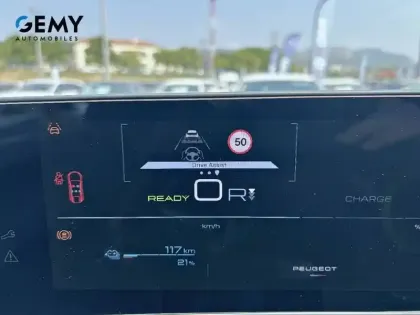 Photo 17 Peugeot 3008  Electrique 210 ch 73 kWh