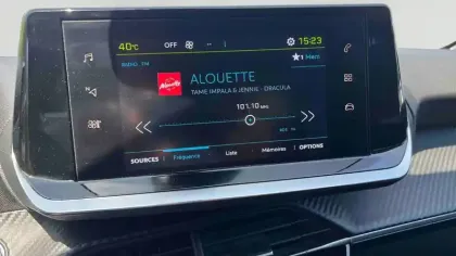 Photo 12 Peugeot 208  Electrique 50 kWh 136ch