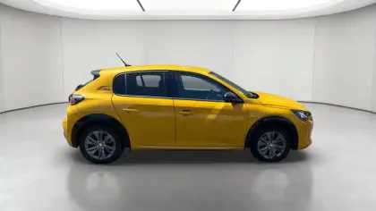Photo 7 Peugeot 208  Electrique 50 kWh 136ch