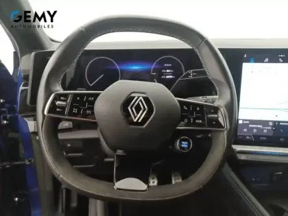 Photo 12 Renault Austral  E-Tech hybrid 200