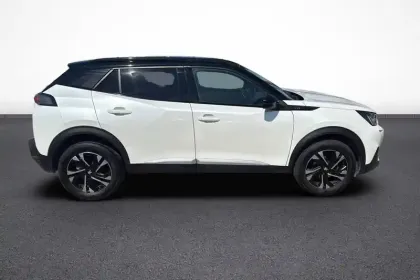 Photo 6 Peugeot 2008  PureTech 130 S&S EAT8