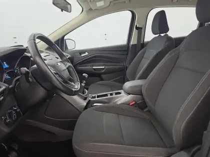 Photo 54 Ford Kuga  1.5 EcoBoost 120 S&S 4x2