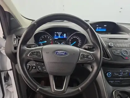 Photo 170 Ford Kuga  1.5 EcoBoost 120 S&S 4x2