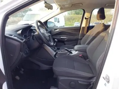 Photo 33 Ford Kuga  1.5 EcoBoost 120 S&S 4x2