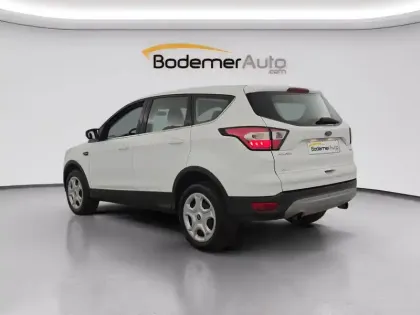 Photo 70 Ford Kuga  1.5 EcoBoost 120 S&S 4x2