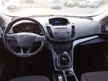 Photo 19 Ford Kuga  1.5 EcoBoost 120 S&S 4x2