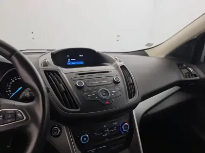 Photo 61 Ford Kuga  1.5 EcoBoost 120 S&S 4x2