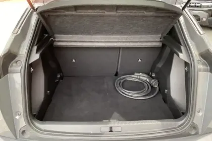 Photo 12 Peugeot 2008  Electrique 50 kWh 136 ch