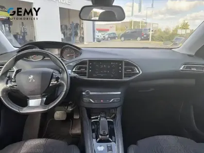 Photo 7 Peugeot 308  BlueHDi 130ch S&S EAT8