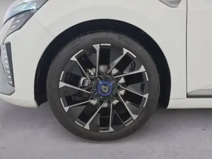 Photo 154 Renault Clio  TCe 90