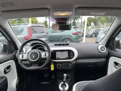 Photo 15 Renault Twingo  III E-Tech