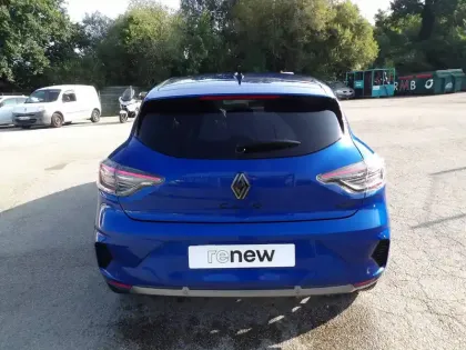 Photo 5 Renault Clio  E-Tech full hybrid 145