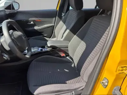 Photo 10 Peugeot 208  Electrique 50 kWh 136ch