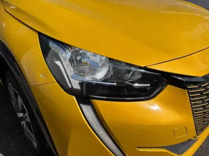 Photo 15 Peugeot 208  Electrique 50 kWh 136ch