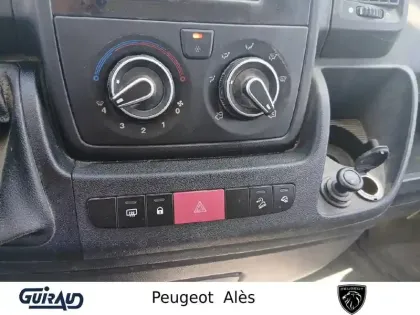 Photo 18 Peugeot Boxer  TOLE 335 L2H2 BLUEHDI 165 S&S