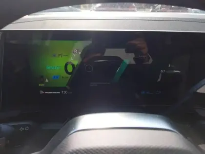 Photo 15 Renault Espace  full hybrid E-Tech 200 ch 7pl