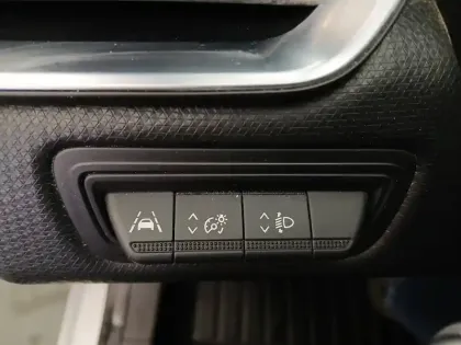 Photo 33 Renault Clio  TCe 100