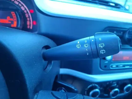 Photo 31 Renault Twingo  III TCe 95