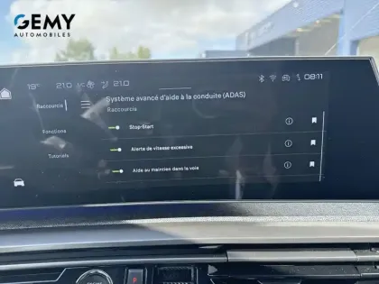 Photo 17 Peugeot 3008  Hybrid 136 e-DCS6