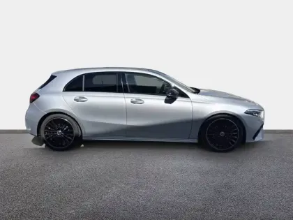 Photo 8 Mercedes Classe A  200 d