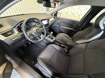 Photo 17 Renault Captur  mild hybrid 140