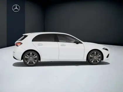 Photo 16 Mercedes Classe A 180 Progressive Line