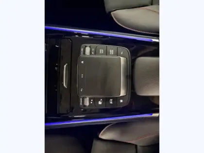 Photo 18 Mercedes GLA 250 e AMG Line