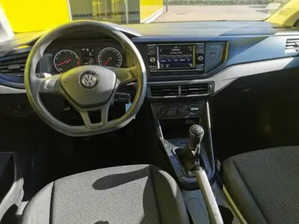 Photo 8 Volkswagen Polo Trendline 1.0 65 ch