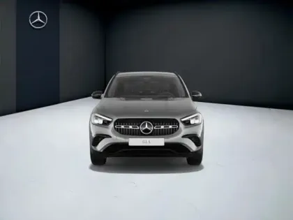Photo 7 Mercedes GLA 200 d Progressive Line
