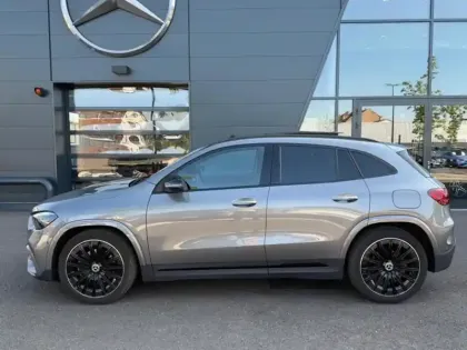 Photo 21 Mercedes GLA  200 d AMG Line