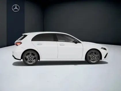 Photo 16 Mercedes Classe A 200 AMG Line