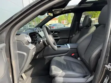Photo 32 Mercedes GLC  220 d 4MATIC AMG Line