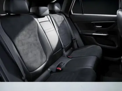 Photo 8 Mercedes GLC  220 d 4MATIC AMG Line
