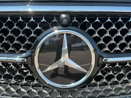 Photo 12 Mercedes Classe E  220 d AMG Line Berlin