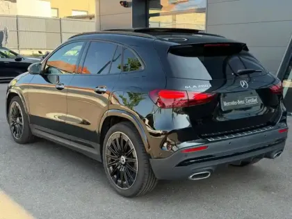 Photo 22 Mercedes GLA 200 d AMG Line