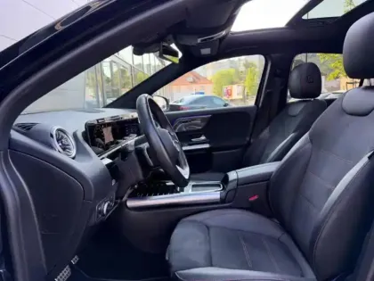 Photo 32 Mercedes GLA 200 d AMG Line