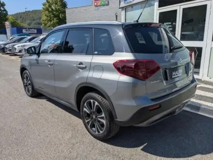 Photo 6 Suzuki Vitara  1.5 Dualjet Hybrid 115ch Privilège Auto 4x4 Allgrip