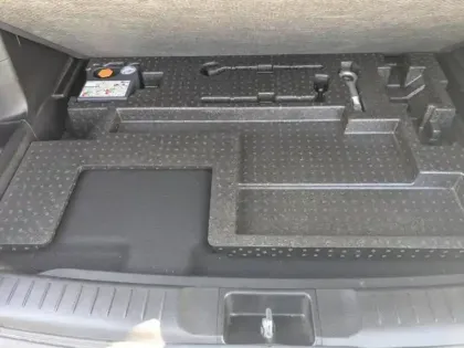Photo 9 Suzuki Vitara  1.5 Dualjet Hybrid 115ch Privilège Auto 4x4 Allgrip